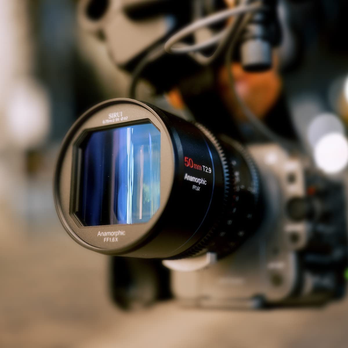 SIRUI Venus Vollformat Anamorphotisches Objektiv, Bestes Objektiv für Filmproduktion - SIRUI®Official