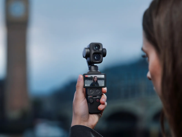 DJI Osmo Pocket 4P Vlog Combo