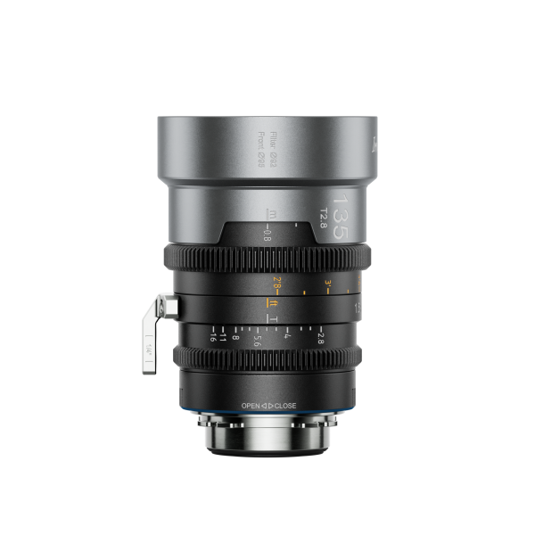 SIRUI IronStar T1.9 1,5x anamorphes Vollformat-Cine-Objektiv 135 mm (Blue Flare)